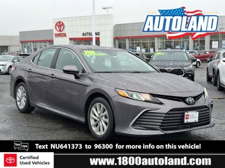 Certified 2022 Toyota Camry LE image 1