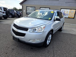Used 2009 Chevrolet Traverse LS image 1