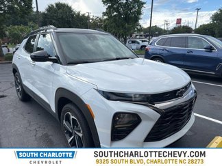 Used 2023 Chevrolet TrailBlazer RS w/ Convenience Package image 1