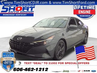 Used 2023 Hyundai Elantra SEL image 1