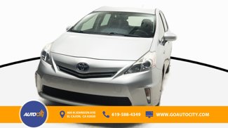 Used 2014 Toyota Prius V Three image 1