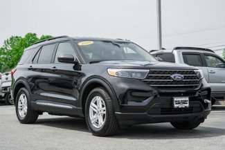 Used 2020 Ford Explorer XLT w/ Class III Trailer Tow Package image 1