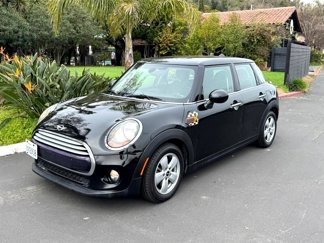 Used 2015 MINI Cooper 4-Door Hardtop image 1