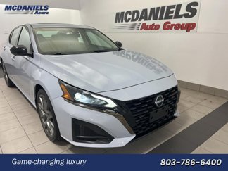 Used 2023 Nissan Altima 2.0 SR image 1