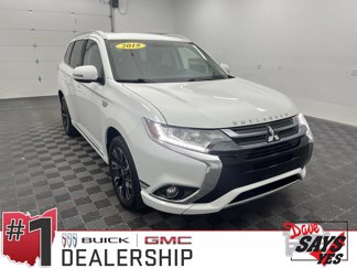 Used 2018 Mitsubishi Outlander SEL image 1