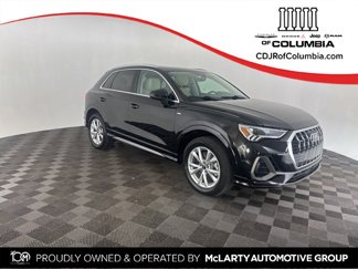 Used 2023 Audi Q3 2.0T Premium image 1