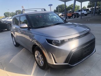 Used 2024 Kia Soul LX w/ Option Group 015 image 1