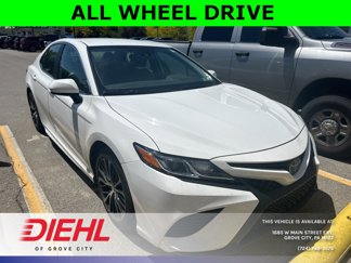 Used 2020 Toyota Camry SE image 1