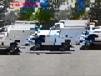 Used 2001 Chevrolet Silverado 3500 LS w/ Off-Road Skid Plate Pkg image 1