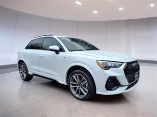 Certified 2022 Audi Q3 2.0T Premium image 1