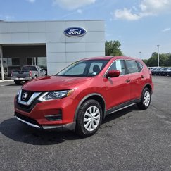 Used 2017 Nissan Rogue S image 1