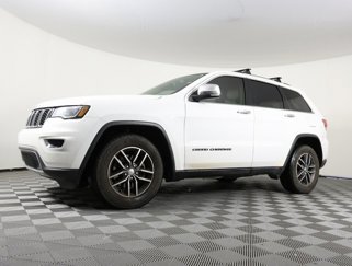 Used 2017 Jeep Grand Cherokee Limited w/ Luxury Group II image 1