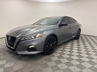 Used 2022 Nissan Altima 2.5 SR image 1