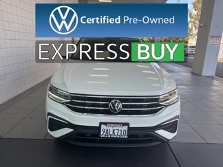 Certified 2022 Volkswagen Tiguan SE image 1