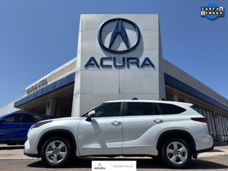 Used 2023 Toyota Highlander LE image 1