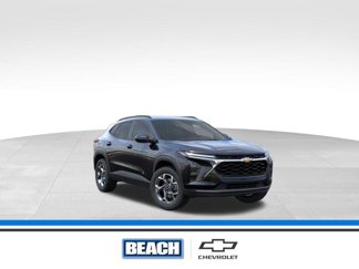 New 2025 Chevrolet Trax LT w/ Driver Confidence Package image 1