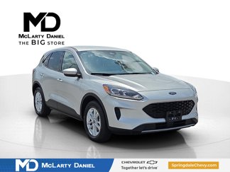 Used 2020 Ford Escape SE image 1