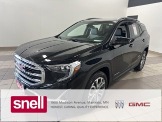Used 2020 GMC Terrain SLT w/ Preferred Package image 1