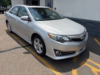 Used 2014 Toyota Camry L image 1