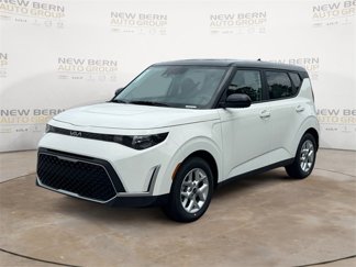 New 2025 Kia Soul S image 1