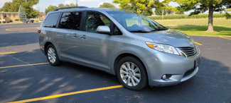 Used 2015 Toyota Sienna AWD image 1