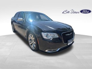 Used 2019 Chrysler 300 Limited image 1