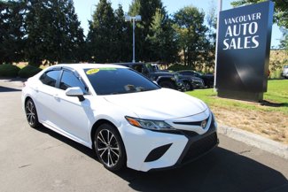 Used 2020 Toyota Camry SE image 1