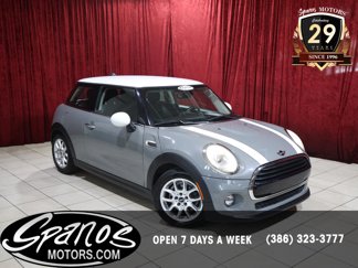 Used 2018 MINI Cooper 2-Door Hardtop image 1