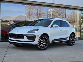 Certified 2024 Porsche Macan image 1