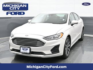 Used 2019 Ford Fusion SE image 1