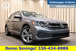 New 2024 Volkswagen Jetta SE image 1