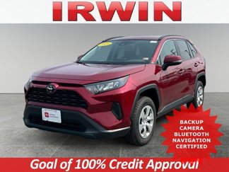 Used 2020 Toyota RAV4 LE image 1