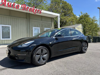 Used 2019 Tesla Model 3 Standard Range Plus image 1