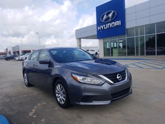 Used 2018 Nissan Altima 2.5 S w/ S Convenience Package image 1