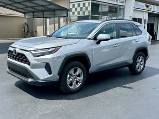 Used 2025 Toyota RAV4 XLE image 1