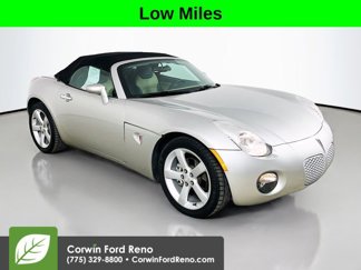 Used 2006 Pontiac Solstice Convertible w/ Premium Package image 1