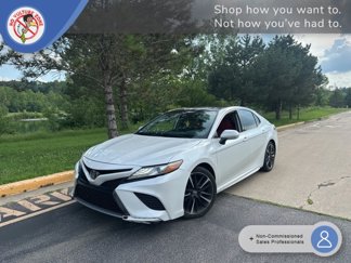 Used 2019 Toyota Camry XSE image 1