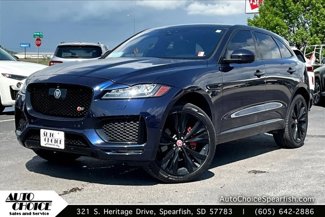 Used 2017 Jaguar F-PACE S image 1