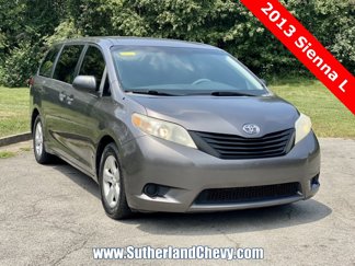 Used 2013 Toyota Sienna L image 1