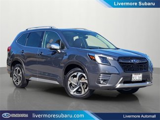 Used 2022 Subaru Forester Touring w/ Popular Package #2 image 1