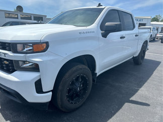 Used 2021 Chevrolet Silverado 1500 Custom image 1