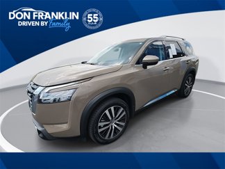 Used 2023 Nissan Pathfinder Platinum w/ Cargo Package image 1