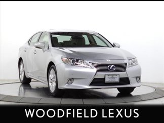 Used 2015 Lexus ES 300h image 1