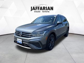 Used 2022 Volkswagen Tiguan SE image 1