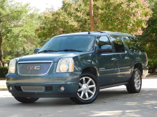 Used 2007 GMC Yukon XL Denali image 1
