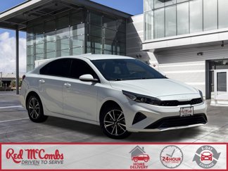 Used 2022 Kia Forte LXS image 1
