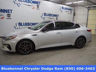 Used 2020 Kia Optima SE image 1
