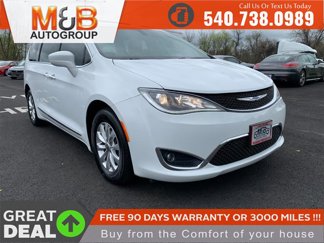 Used 2019 Chrysler Pacifica Touring-L image 1