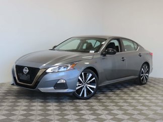 Used 2022 Nissan Altima 2.5 SR image 1