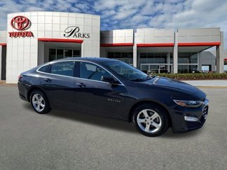 Used 2022 Chevrolet Malibu LT image 1